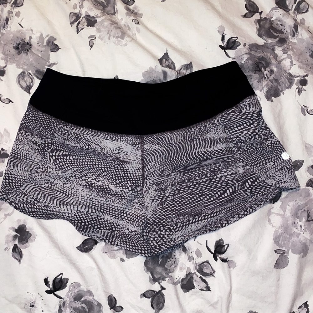 lulu lemon speed up shorts (4”)